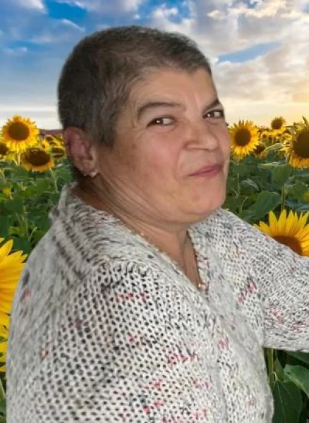 Laura  Palmas