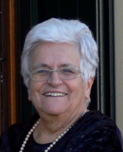 Dina Battisti In Bassi