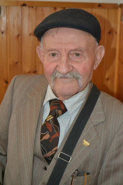 Andrea  Tolu
