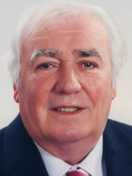 Ferruccio  Facile