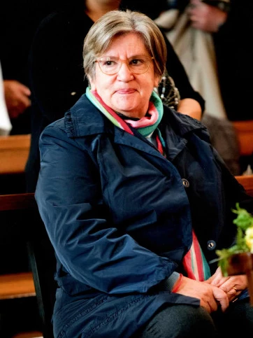 Mena  Gungui