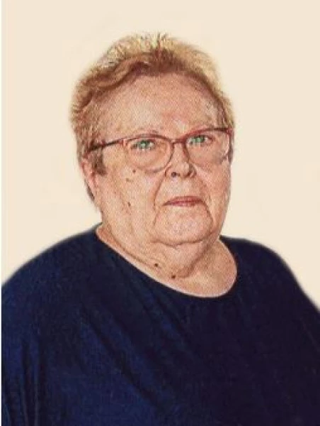 Flavia Cossar In Menig