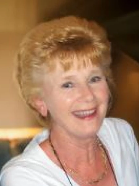 Nadia  Vitet Ved. Cimenti