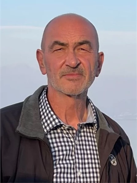 Gianluca Calari (cen)