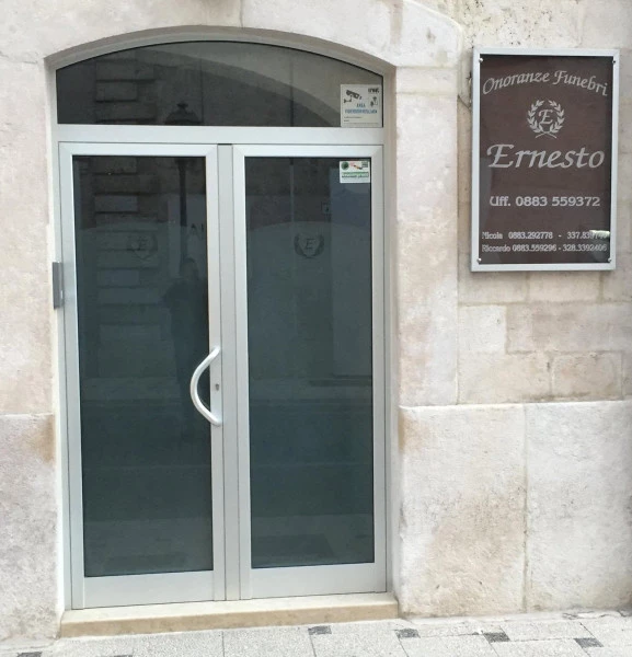 ONORANZE FUNEBRI ERNESTO NICOLA