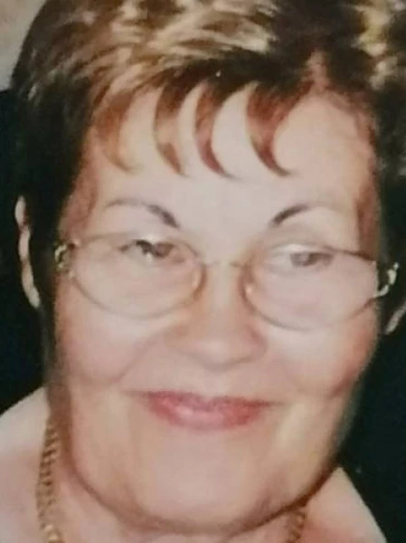 Marisa  Lampis