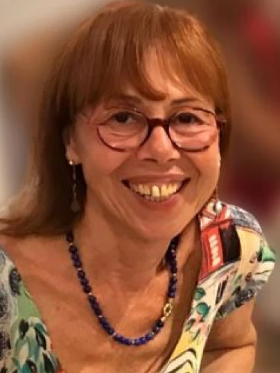 Anna Elena Moraes Lago