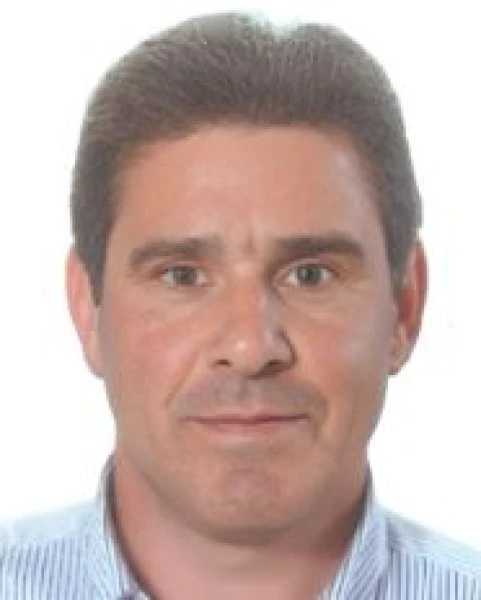 Armando  Metus