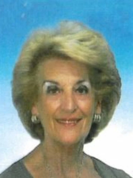  Emiliana  Sclippa