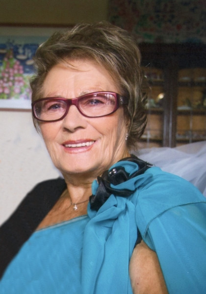 Anna Leo