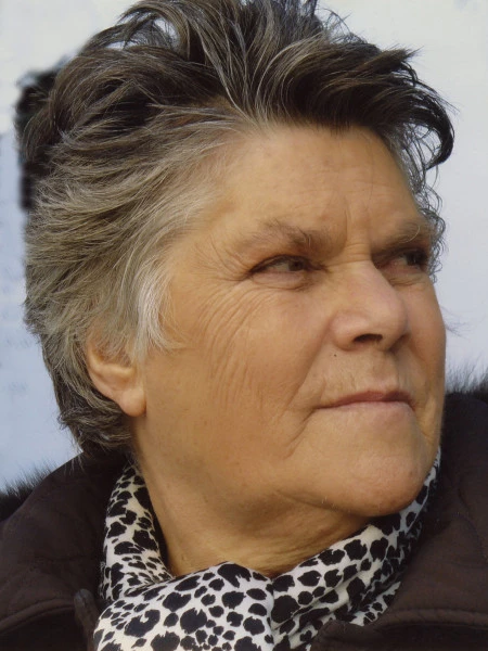 Teresa Caputo